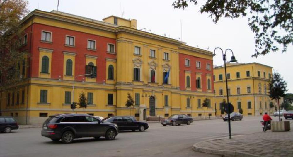 Biznesi i pakenaqur me paketen fiskale 2023, lehtesimet e taksave te pakta